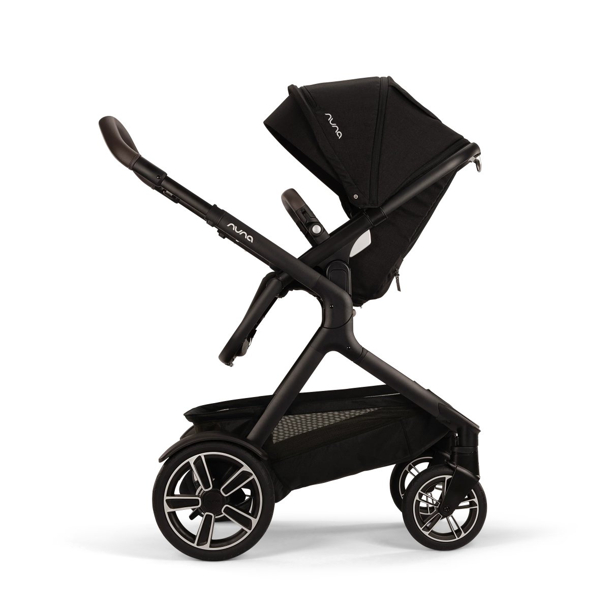 Carriola Demi Next Con Plataforma Y Accesorios Caviar (codigo anterior)