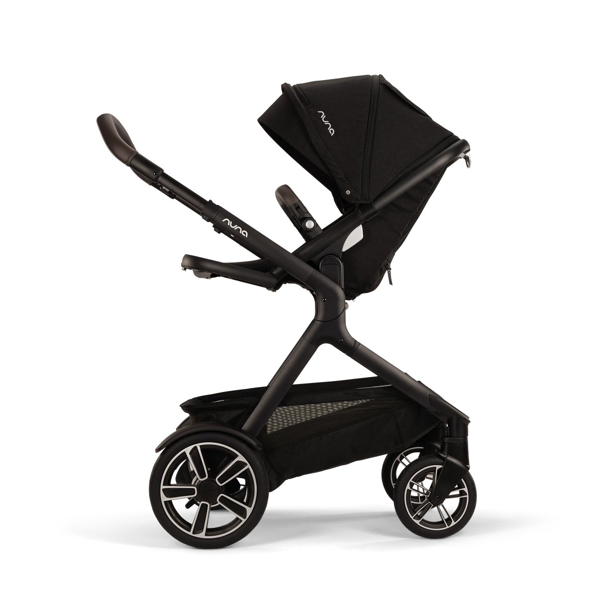 Carriola Demi Next Con Plataforma Y Accesorios Caviar (codigo anterior)
